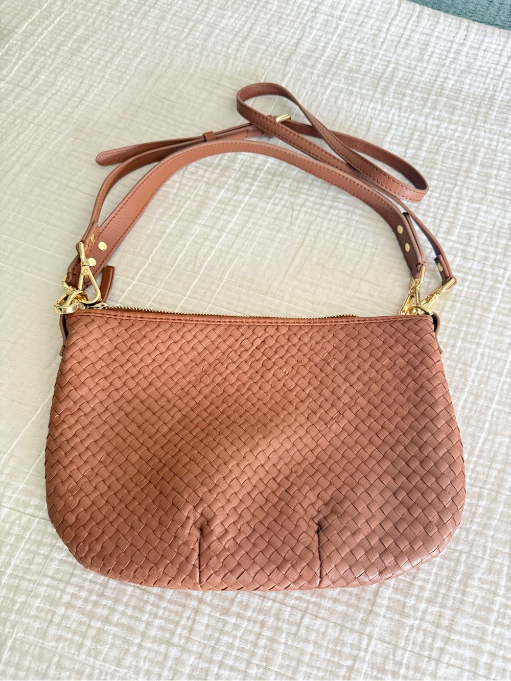 Quince Sloane Woven Leather Crossbody in Cognac LIKE NEW - Picture 2 of 7